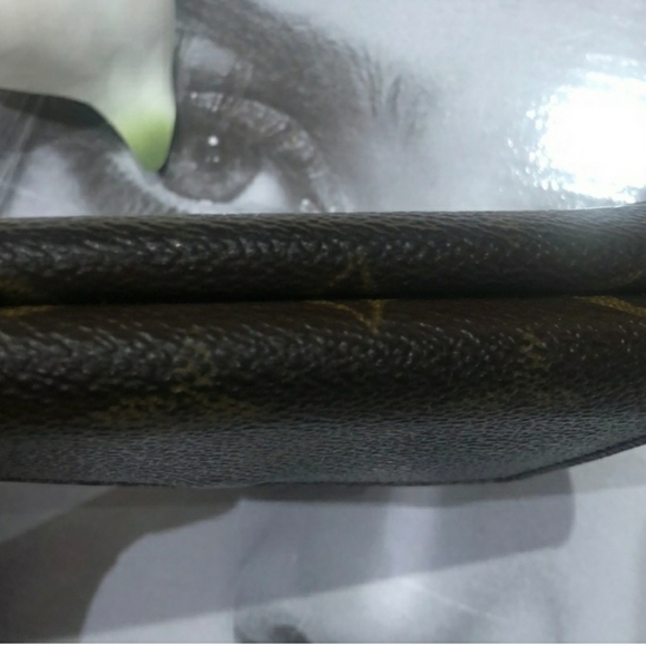 Louis Vuitton Bifold Wallet - Picture 9 of 14